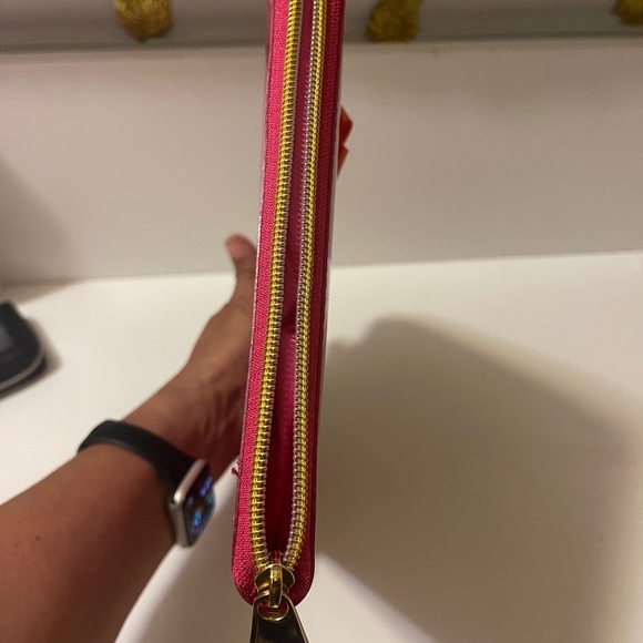 Ted Baker Desere Bow Mini Tablet Case
- Deep Pink - Picture 7 of 15